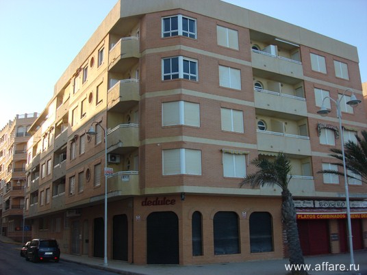 Трехкомнатные апартаменты в Guardamar del Segura для наслаждения безмятежным отдыхом