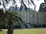 Замок XVIII века в центре Турени, в 100 км от Парижа